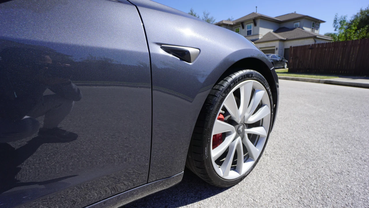 2018 Tesla Model 3 Performance - Image 30 of 31