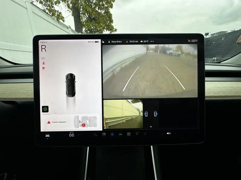 2018 Tesla Model 3 Performance - Image 11 of 12