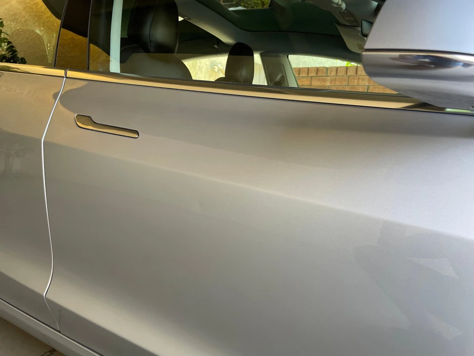 2018 Tesla Model 3 Performance - Image 23 of 31