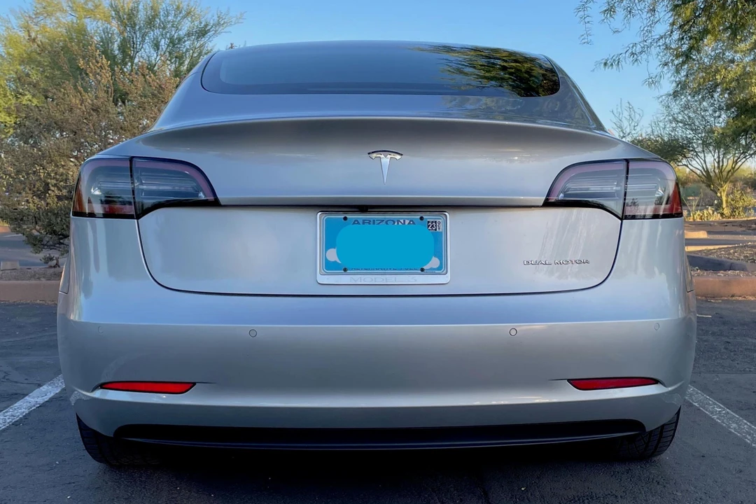 2018 Tesla Model 3 Performance - Image 5 of 31