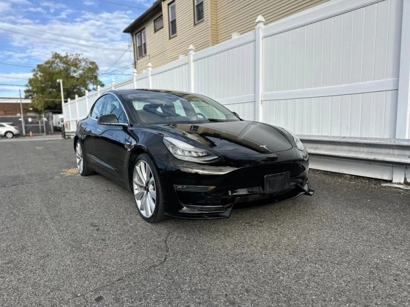 2018 Tesla Model 3 Performance - Image 3 of 12