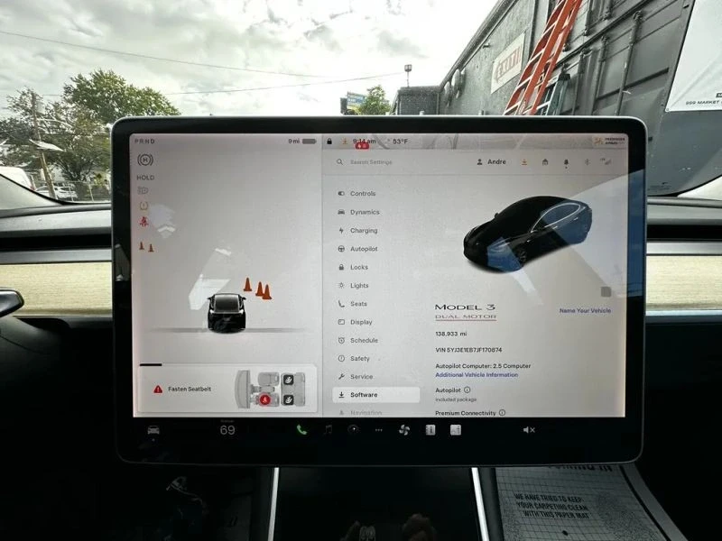 2018 Tesla Model 3 Performance - Image 11 of 12