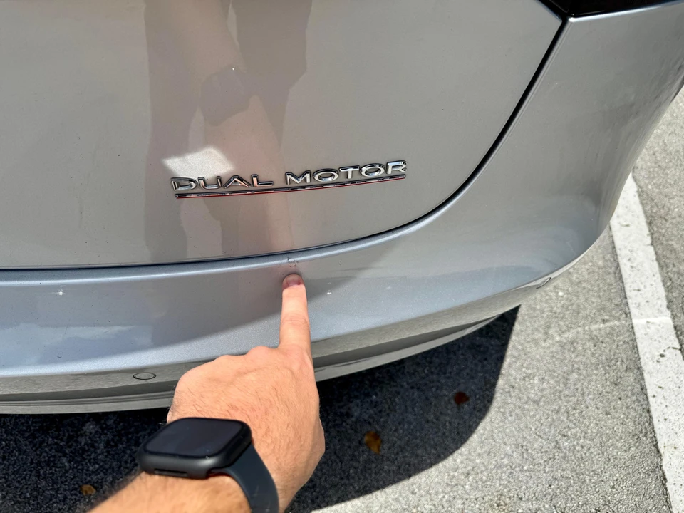 2018 Tesla Model 3 Performance - Image 13 of 31