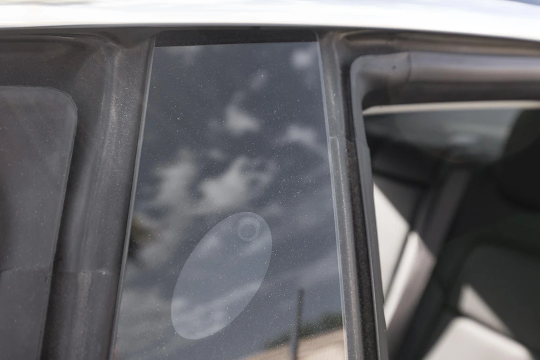 2018 Tesla Model 3 Performance - Image 23 of 31