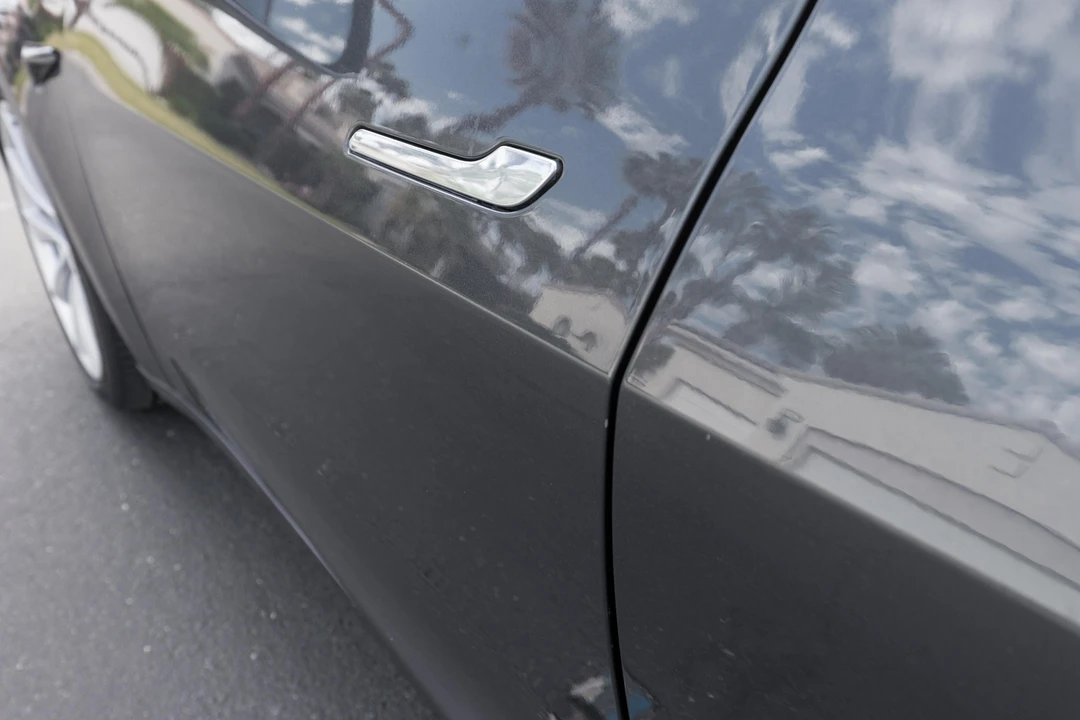 2018 Tesla Model 3 Performance - Image 22 of 31