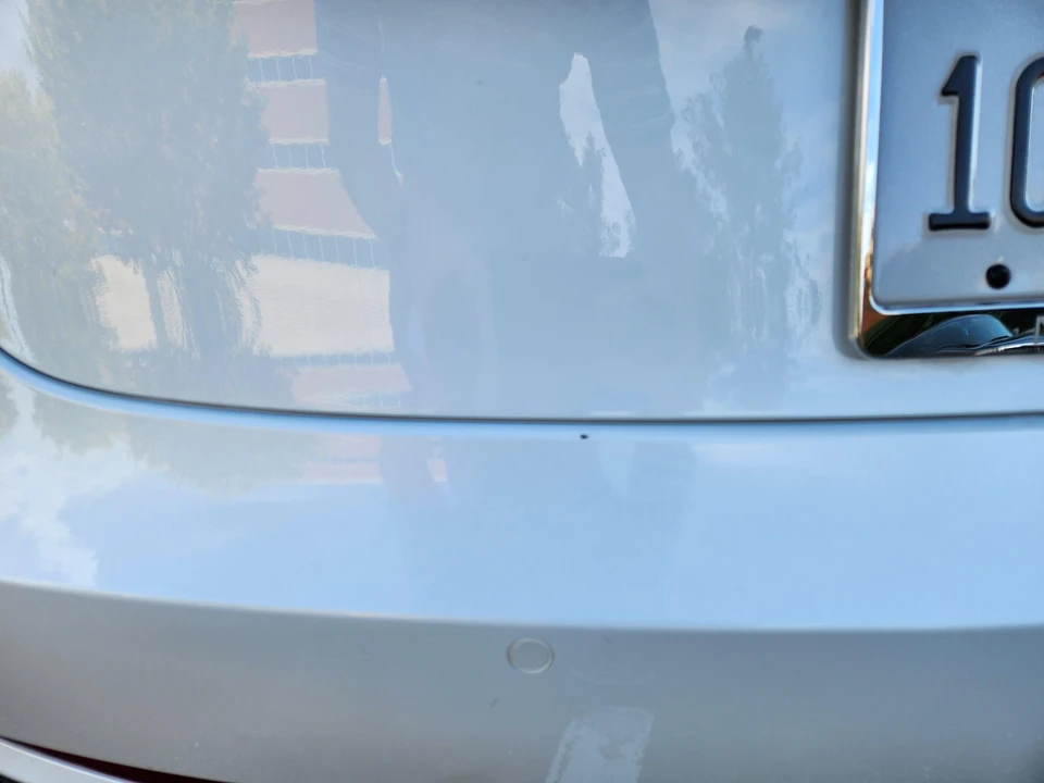 2018 Tesla Model 3 Performance - Image 27 of 31