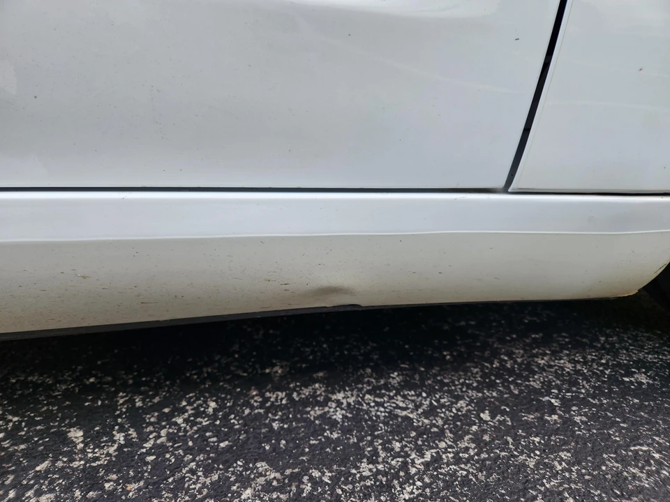 2018 Tesla Model 3 Performance - Image 26 of 31