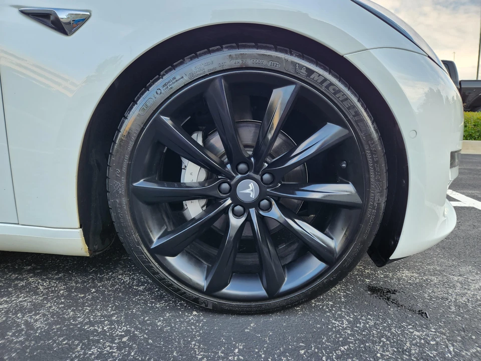 2018 Tesla Model 3 Performance - Image 31 of 31