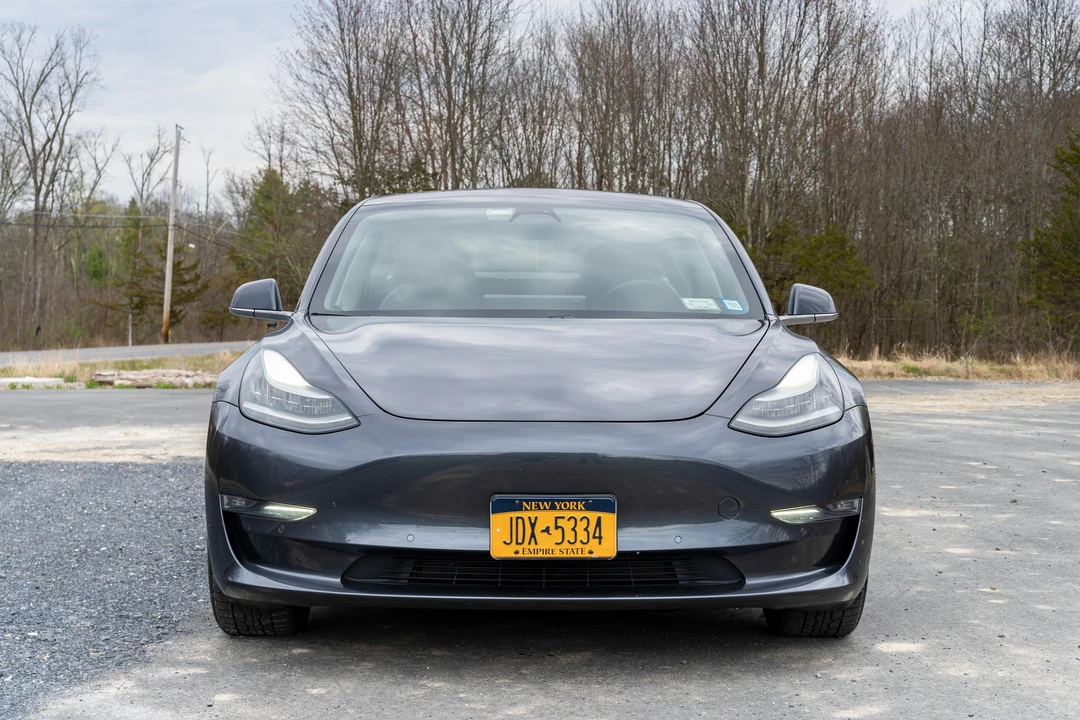 2018 Tesla Model 3 Performance - Image 6 of 31