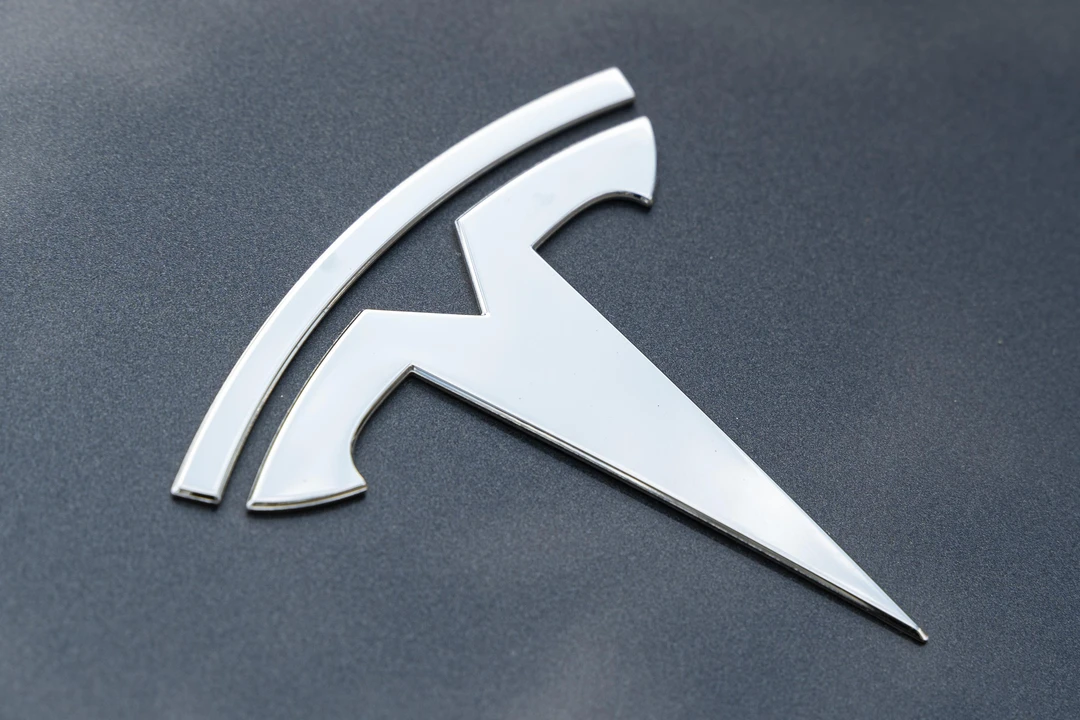 2018 Tesla Model 3 Performance - Image 20 of 31