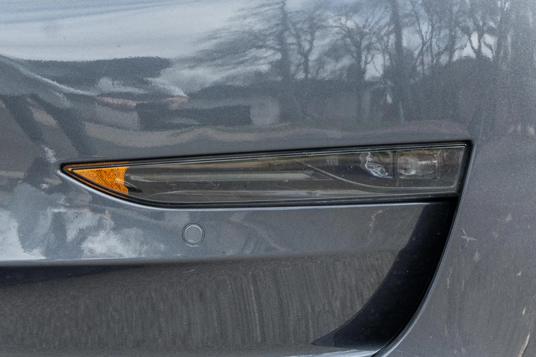 2018 Tesla Model 3 Performance - Image 24 of 31