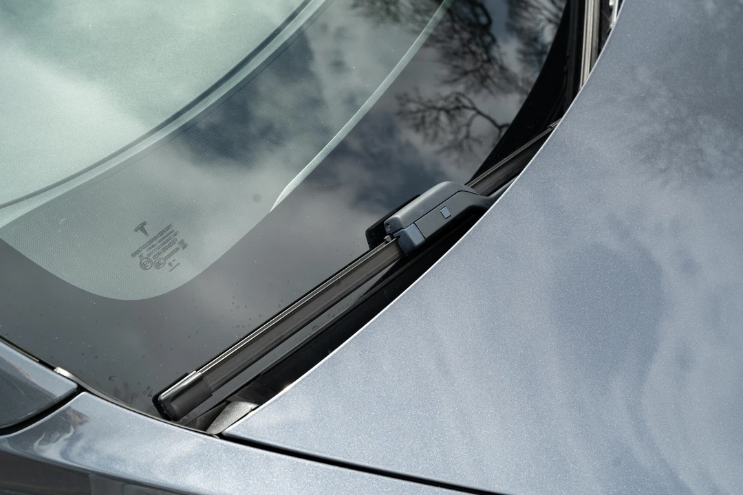 2018 Tesla Model 3 Performance - Image 14 of 31