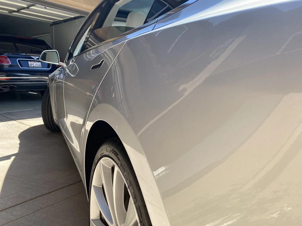 2018 Tesla Model 3 Performance - Image 8 of 13