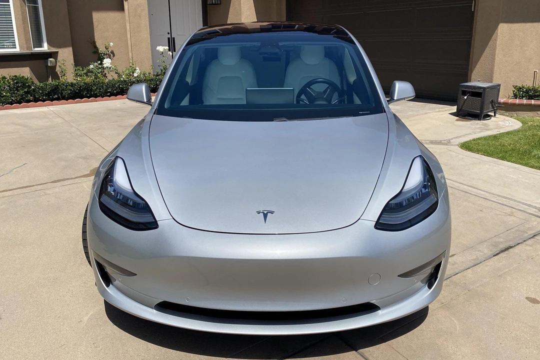 2018 Tesla Model 3 Performance - Image 3 of 13