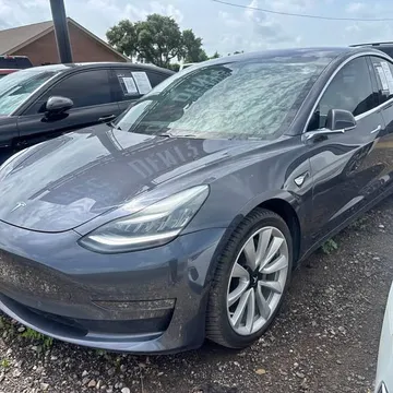2018 Tesla Model 3 Performance