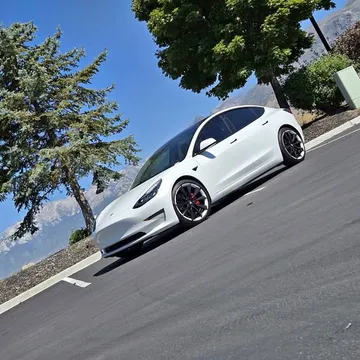 2018 Tesla Model 3 Performance