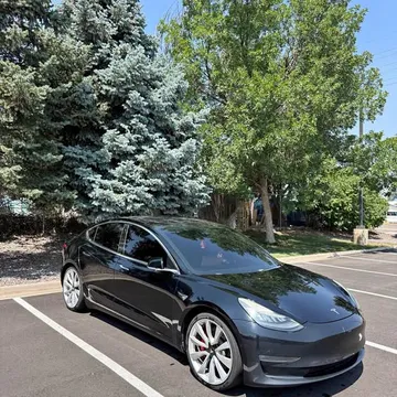 2018 Tesla Model 3 Performance