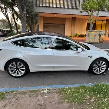 2018 Tesla Model 3 Standard Range Plus