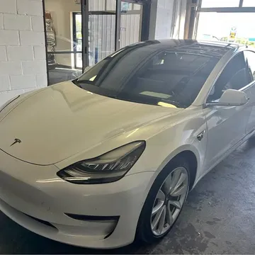 2018 Tesla Model 3 Standard Range Plus