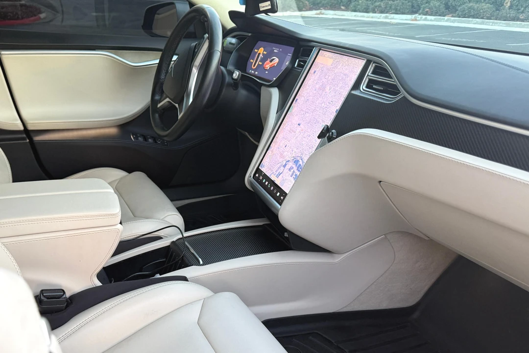 2018 Tesla Model S - Image 30 of 31