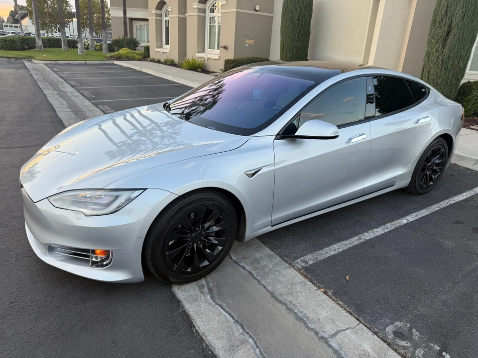 2018 Tesla Model S - Image 10 of 31