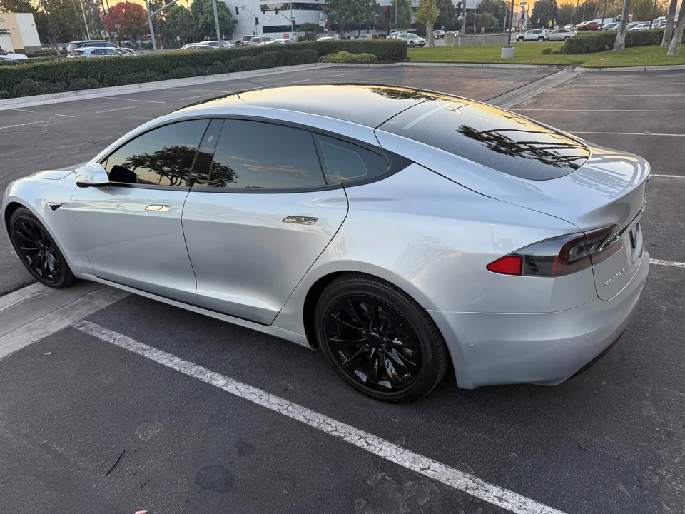 2018 Tesla Model S - Image 12 of 31