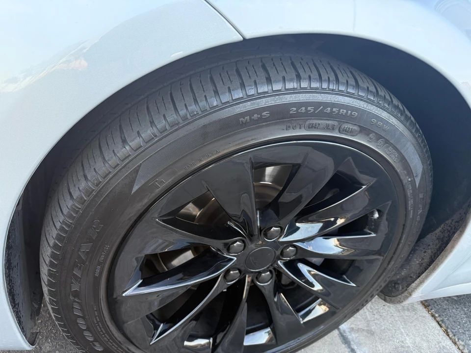 2018 Tesla Model S - Image 28 of 31