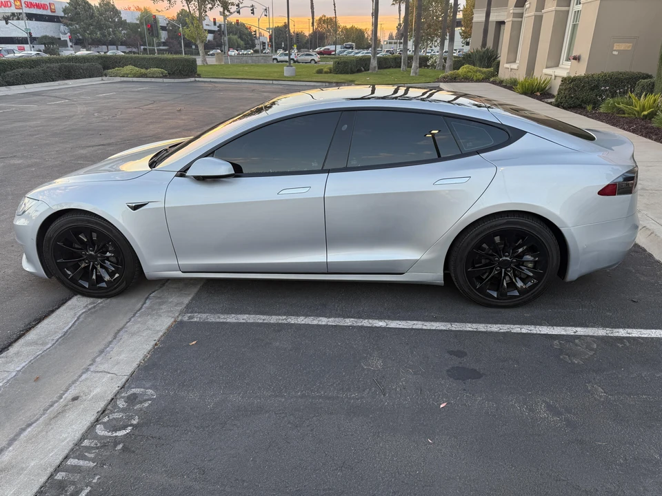 2018 Tesla Model S - Image 11 of 31