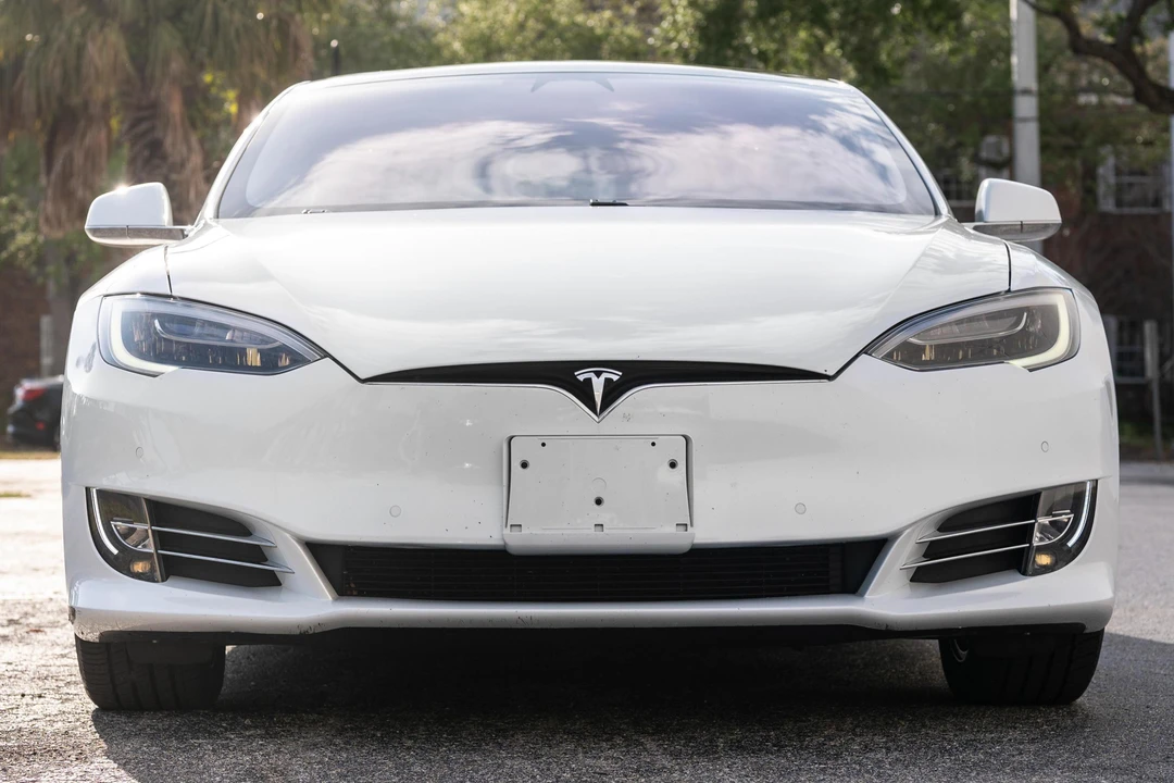 2018 Tesla Model S - Image 2 of 31