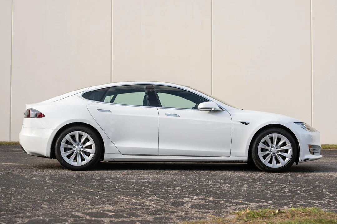 2018 Tesla Model S - Image 10 of 31