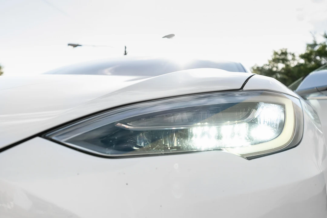 2018 Tesla Model S - Image 17 of 31