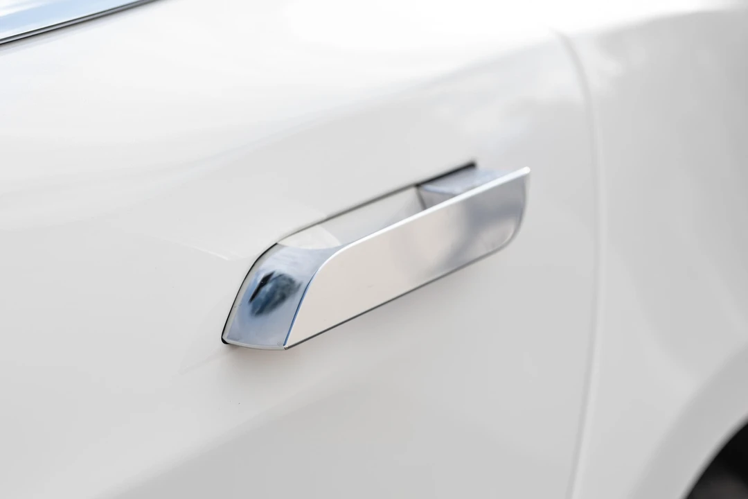 2018 Tesla Model S - Image 27 of 31