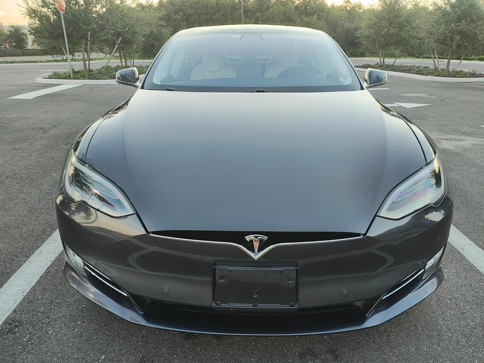 2018 Tesla Model S - Image 8 of 31