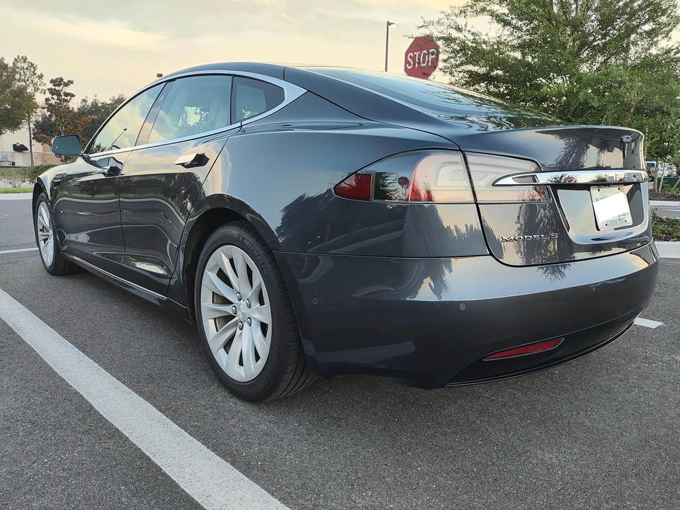 2018 Tesla Model S - Image 11 of 31