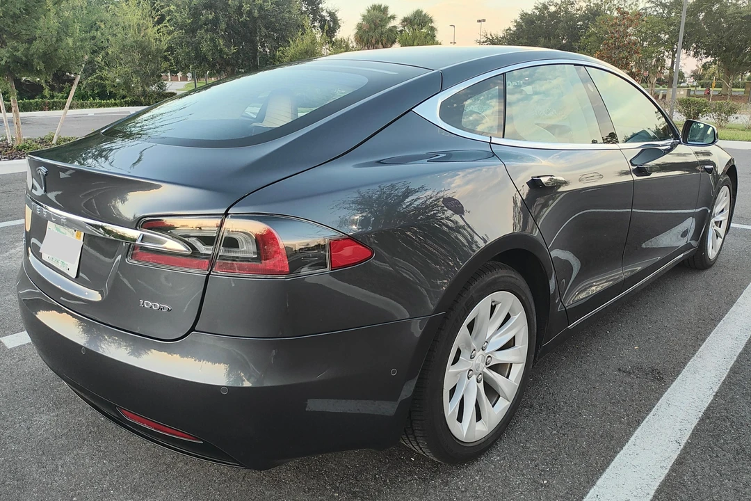2018 Tesla Model S - Image 4 of 31