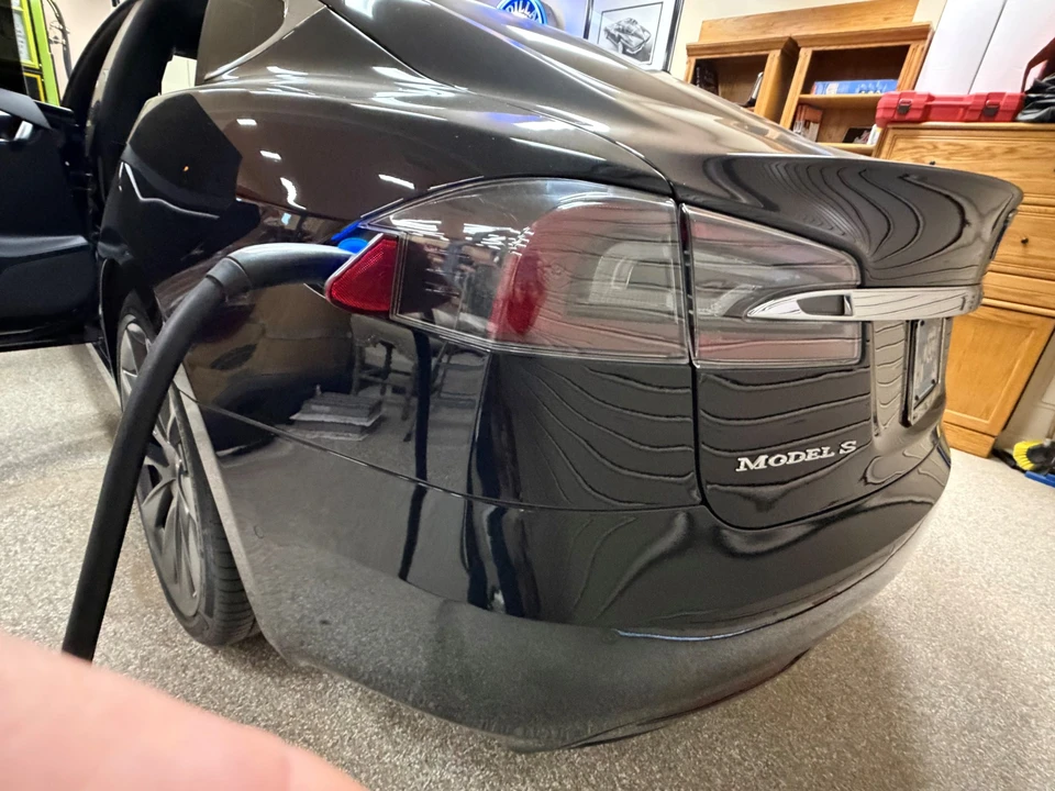 2018 Tesla Model S - Image 15 of 31