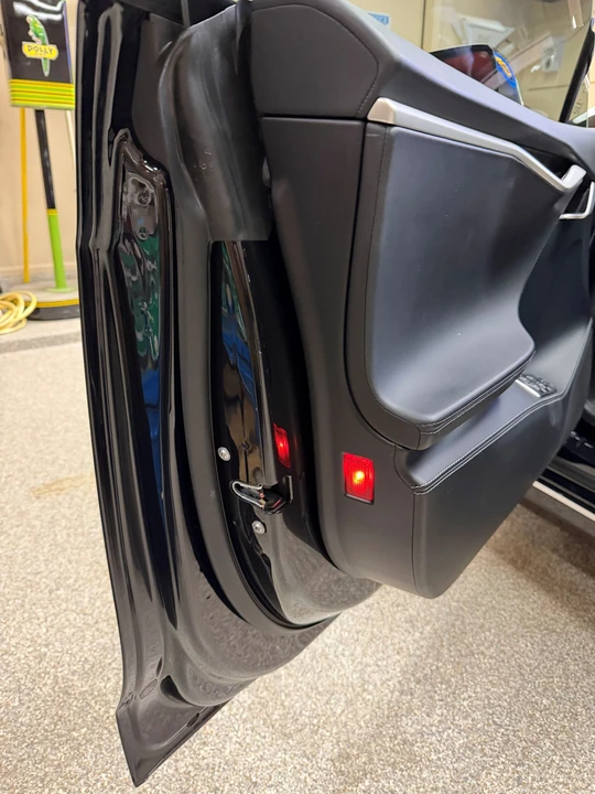 2018 Tesla Model S - Image 23 of 31