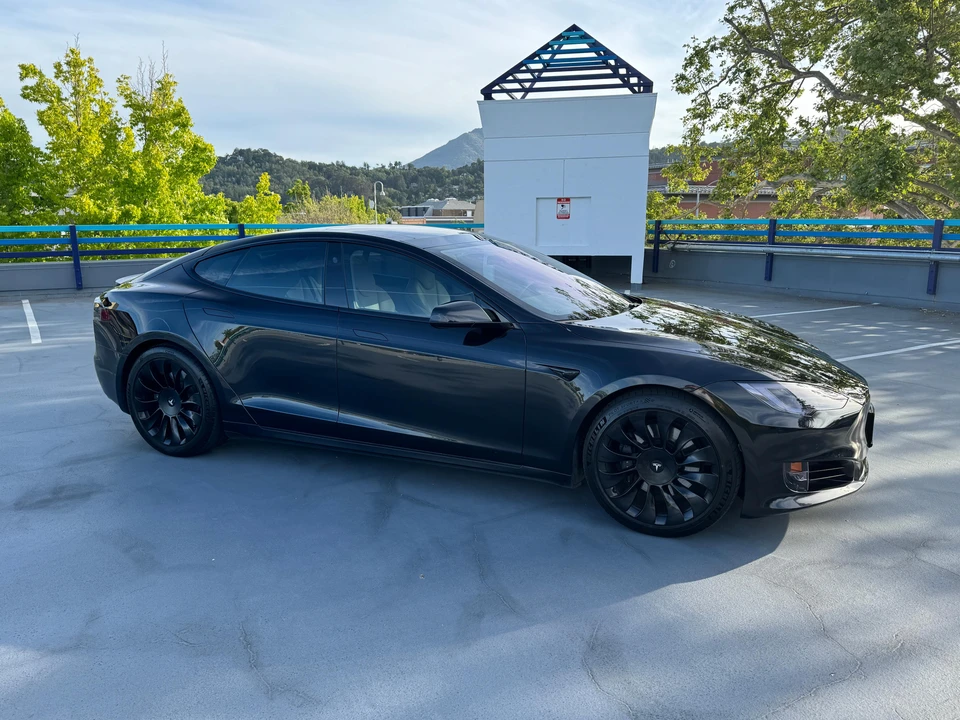 2018 Tesla Model S - Image 14 of 31