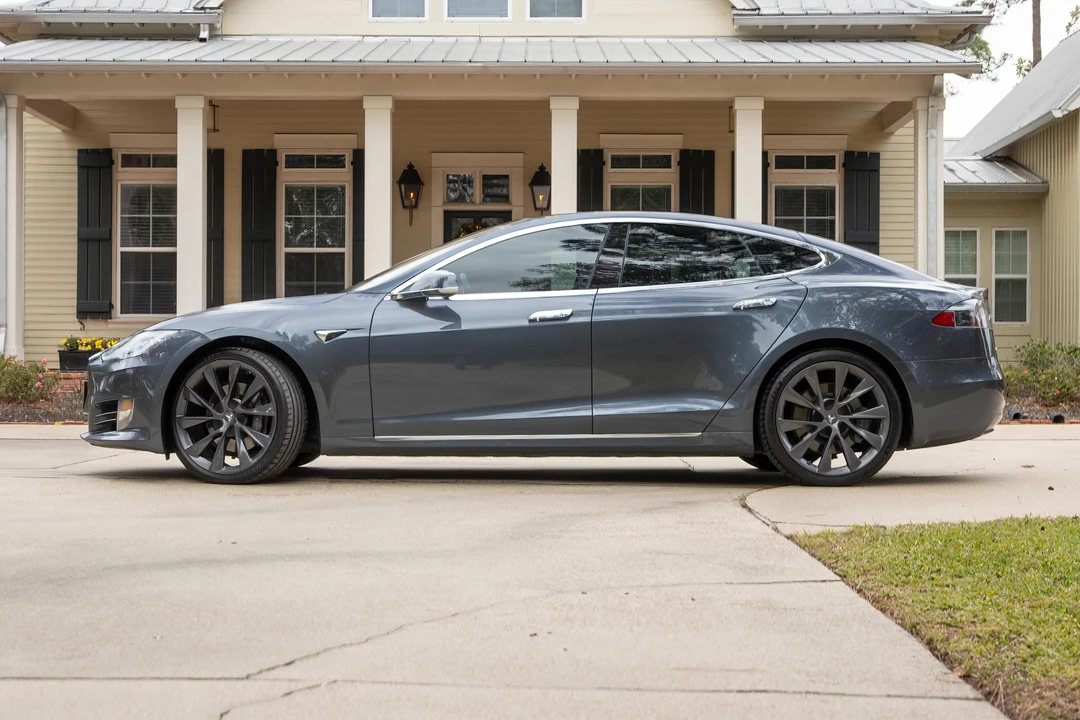 2018 Tesla Model S - Image 7 of 31