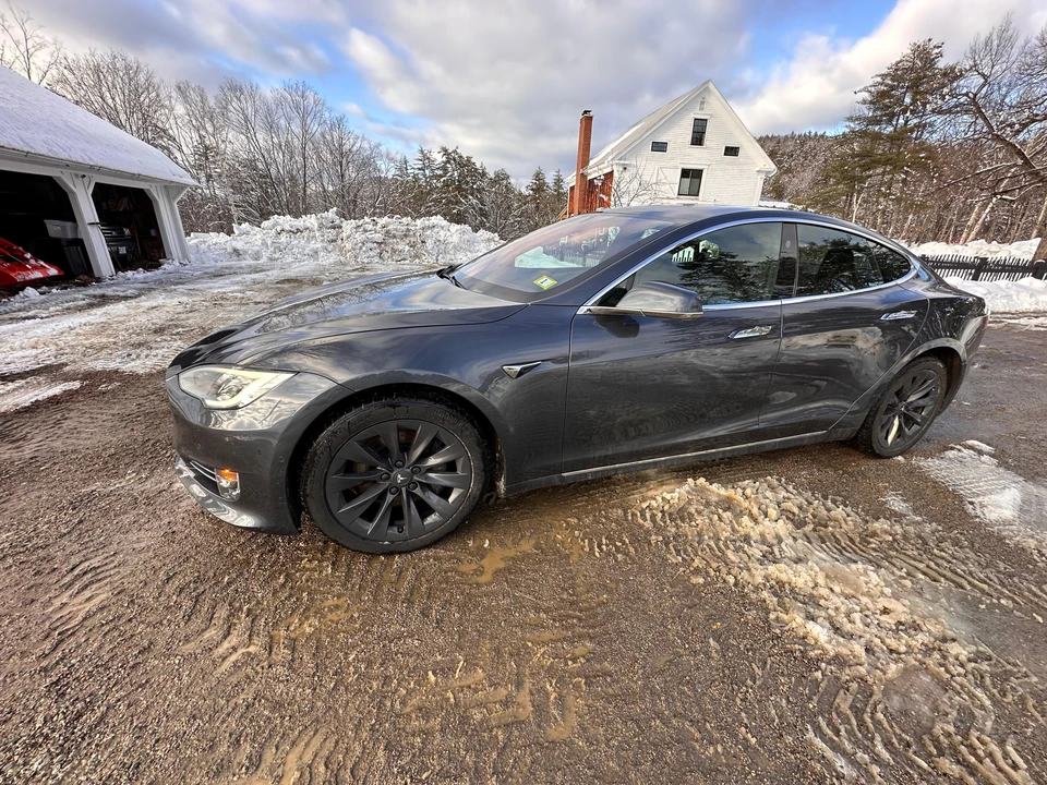 2018 Tesla Model S - Image 12 of 31