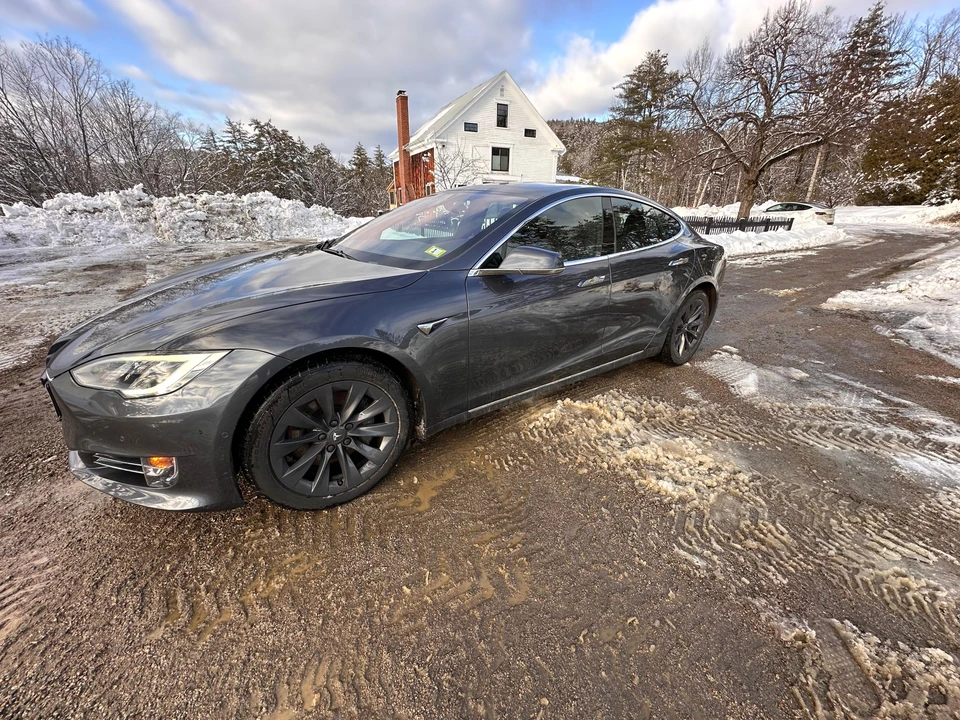 2018 Tesla Model S - Image 11 of 31