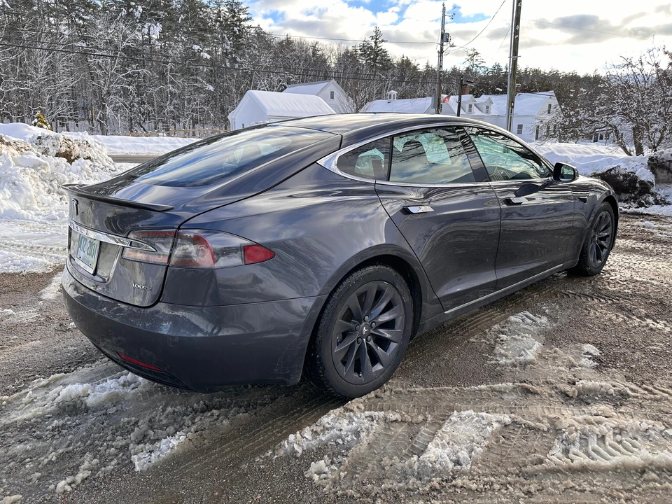 2018 Tesla Model S - Image 18 of 31