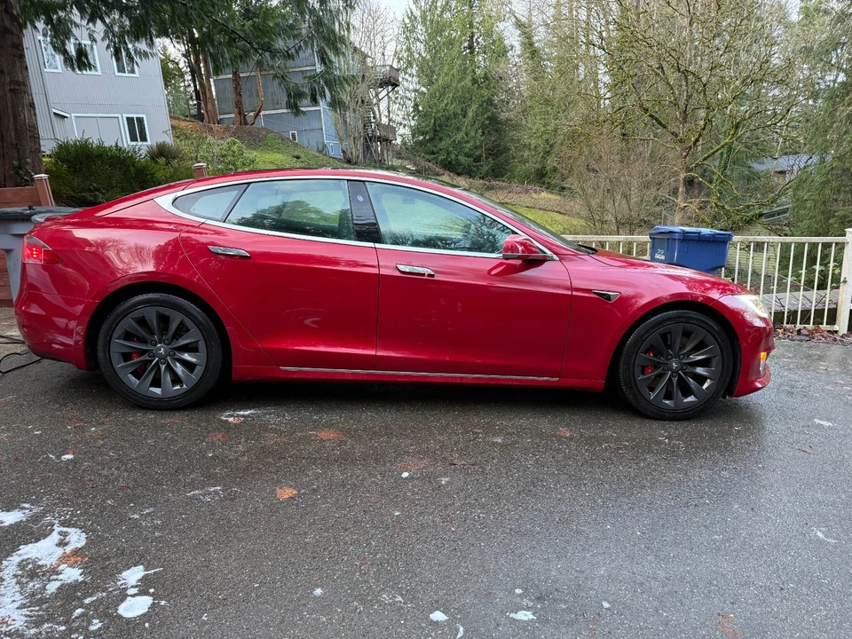 2018 Tesla Model S - Image 12 of 13