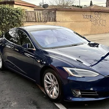 2018 Tesla Model S 75D