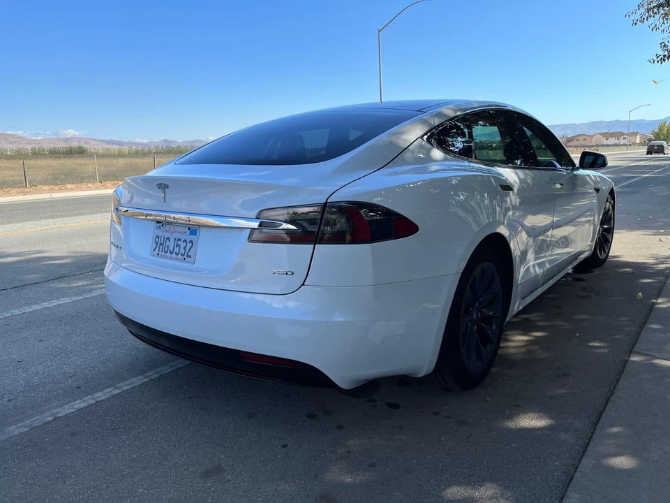 2018 Tesla Model S - Image 16 of 31