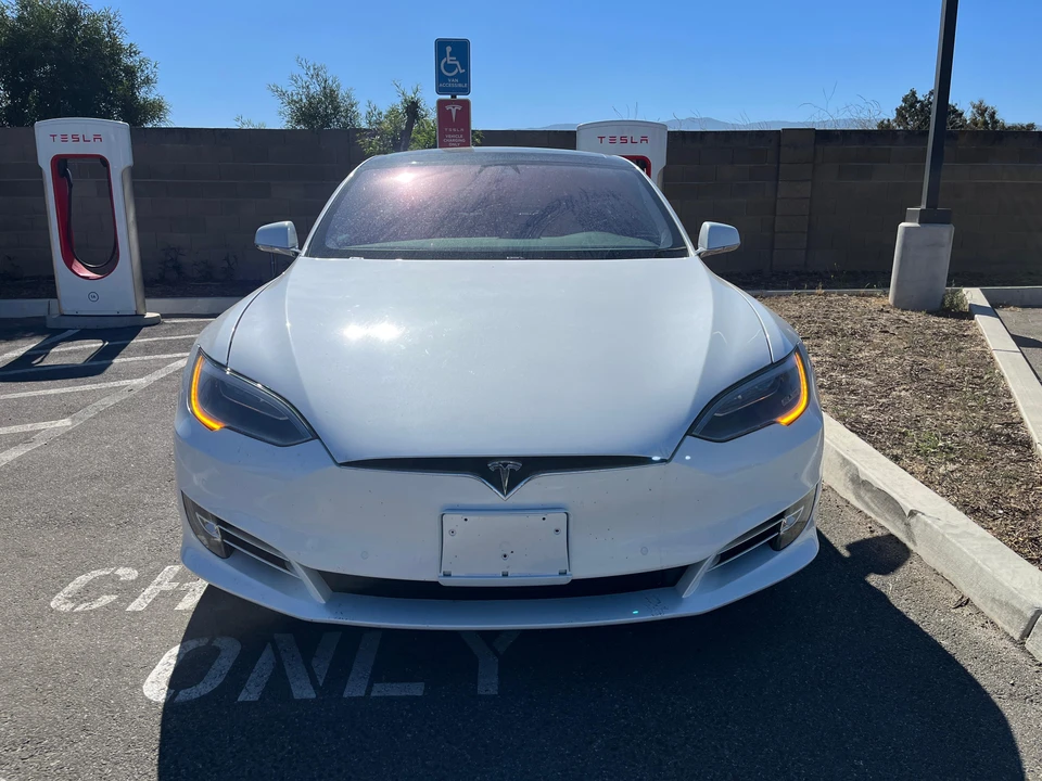 2018 Tesla Model S - Image 7 of 31