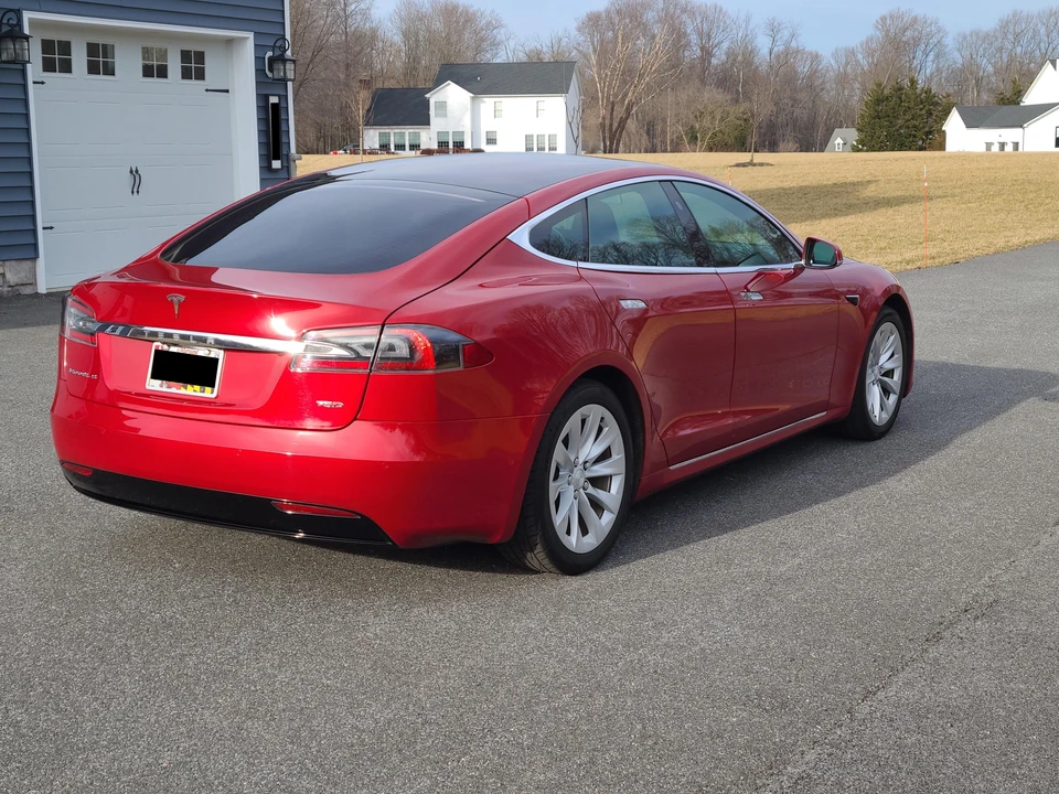 2018 Tesla Model S - Image 11 of 31