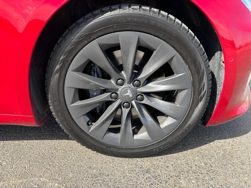 2018 Tesla Model S - Image 19 of 31