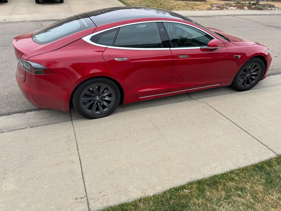 2018 Tesla Model S - Image 8 of 31