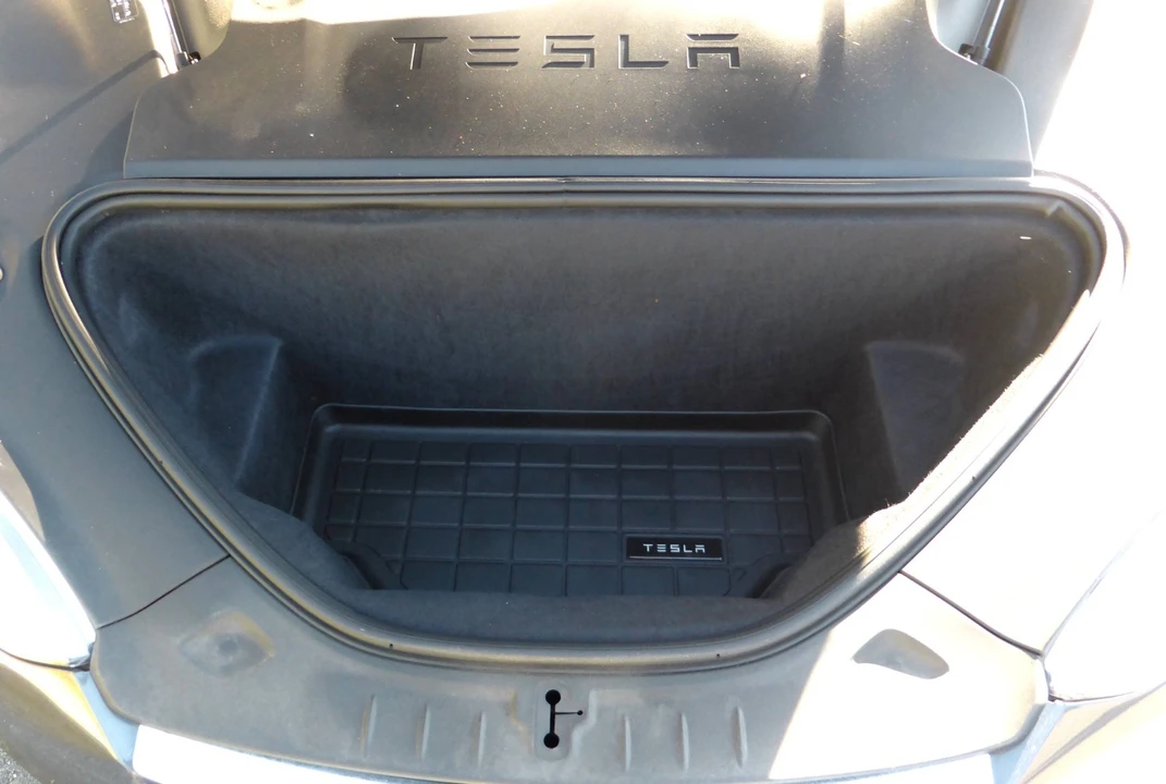 2018 Tesla Model S - Image 9 of 12